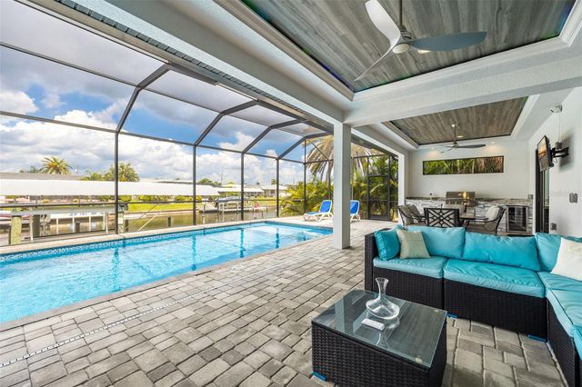 3619 SE 16TH PLACE, Cape Coral, FL 33904