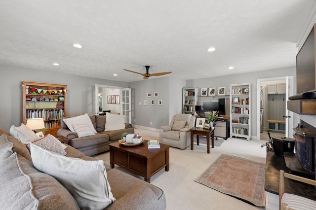 576 Rosemill Drive, Lexington, KY 40503