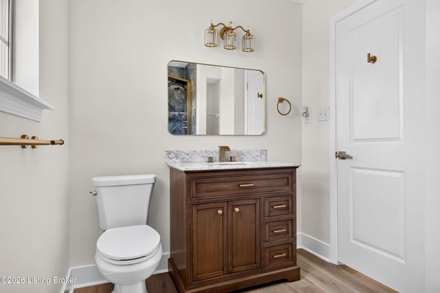 4609 Slate Run Ct, Louisville, KY 40229