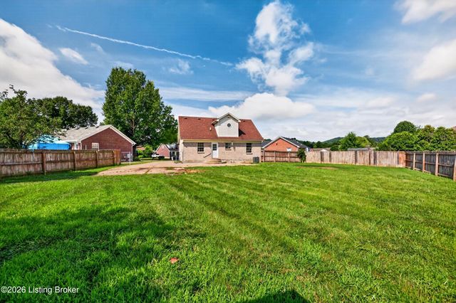 4609 Slate Run Ct, Louisville, KY 40229