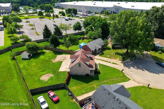 4609 Slate Run Ct, Louisville, KY 40229