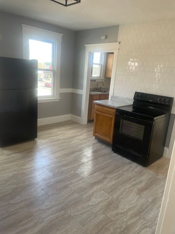 1528 Dixwell Avenue 2, Hamden, CT 06514