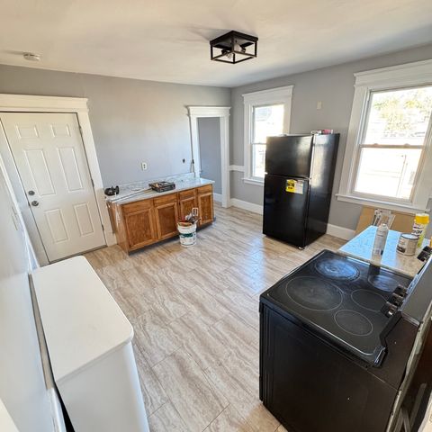 1528 Dixwell Avenue 2, Hamden, CT 06514