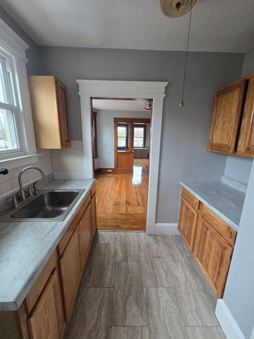 1528 Dixwell Avenue 2, Hamden, CT 06514