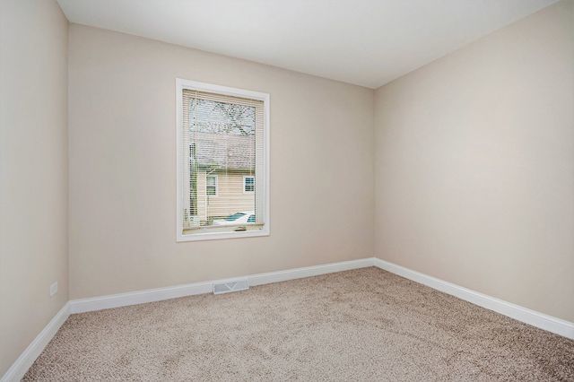 26 E 157th Street, South Holland, IL 60473