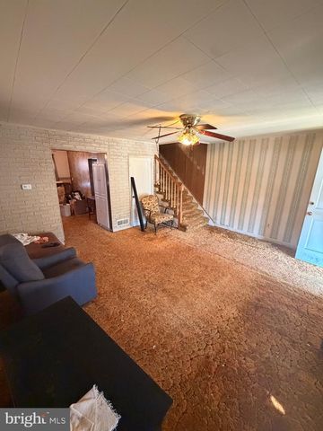 136 KINGSTON RD, Baltimore, MD 21220