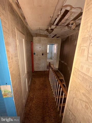 136 KINGSTON RD, Baltimore, MD 21220