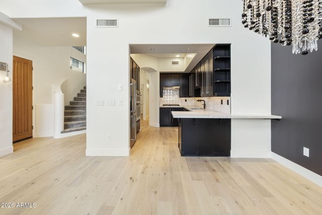 14450 N THOMPSON PEAK Parkway 132, Scottsdale, AZ 85260