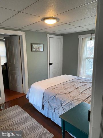 212 MAIN ST, Red Hill, PA 18076