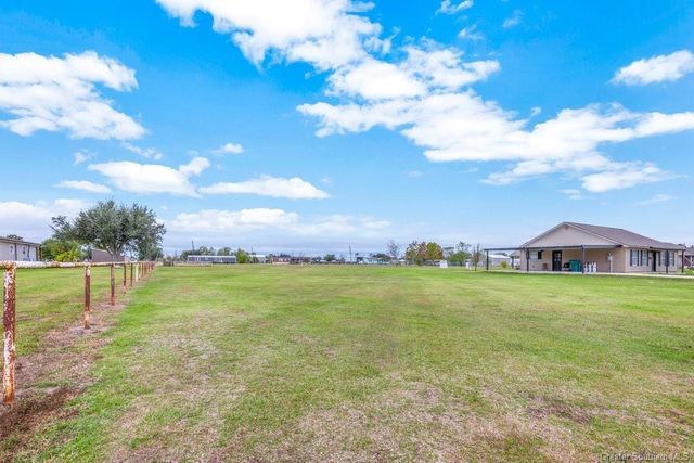 7062 Greathouse Road, Lake Charles, LA 70607