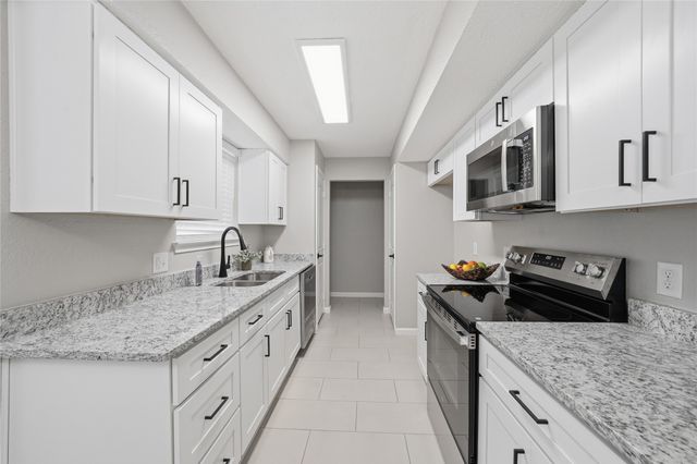 4723 Crest Drive, Arlington, TX 76017