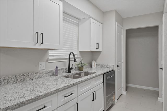 4723 Crest Drive, Arlington, TX 76017