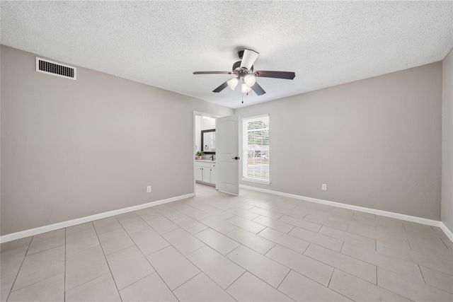 4723 Crest Drive, Arlington, TX 76017