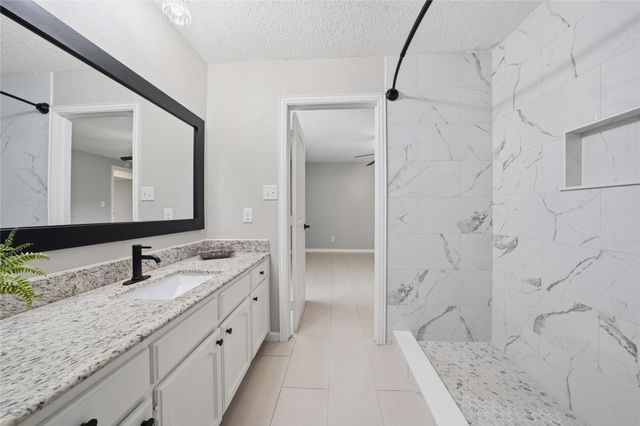 4723 Crest Drive, Arlington, TX 76017