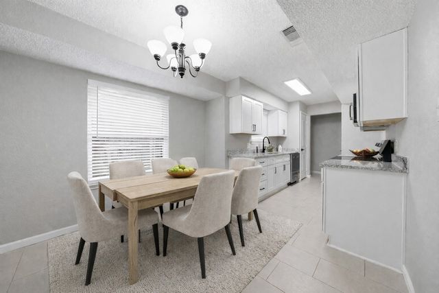 4723 Crest Drive, Arlington, TX 76017