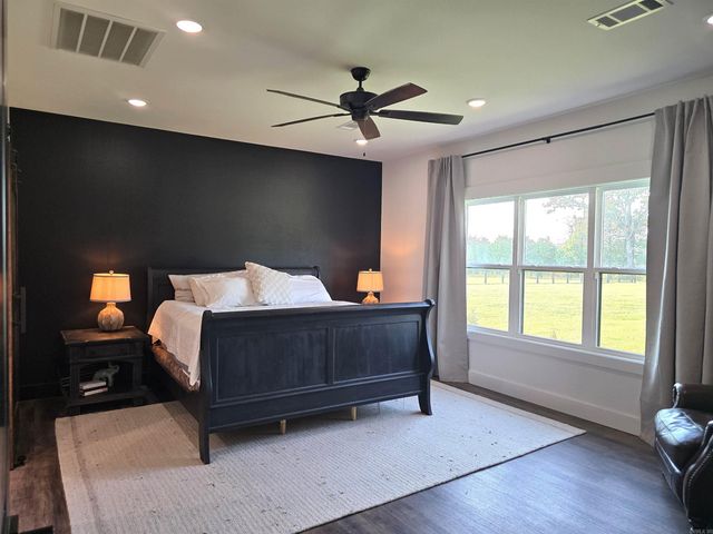 39 Republican Loop, Greenbrier, AR 72058