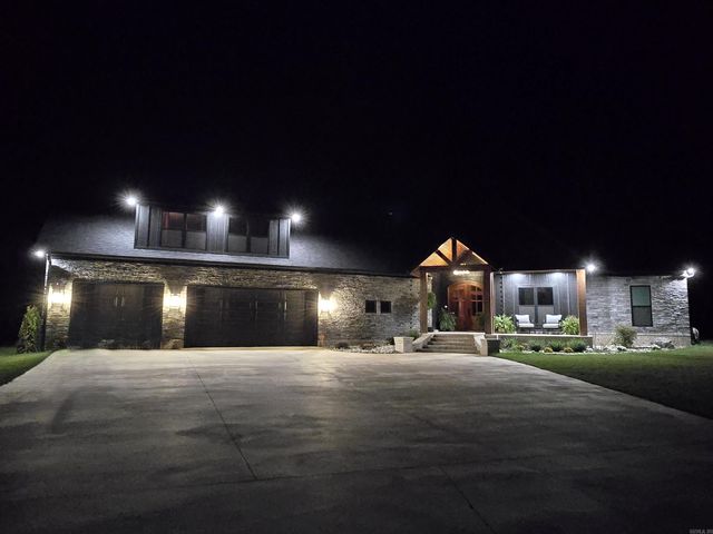 39 Republican Loop, Greenbrier, AR 72058