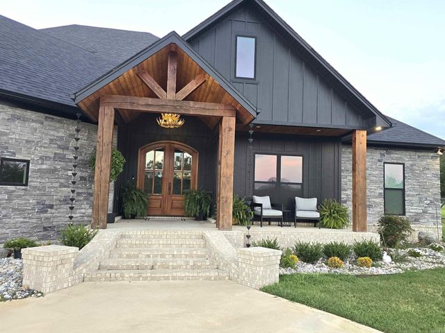39 Republican Loop, Greenbrier, AR 72058