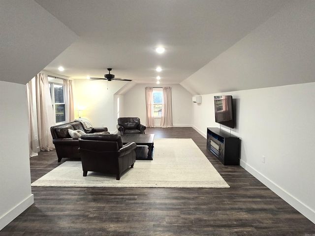 39 Republican Loop, Greenbrier, AR 72058