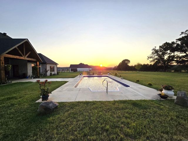 39 Republican Loop, Greenbrier, AR 72058