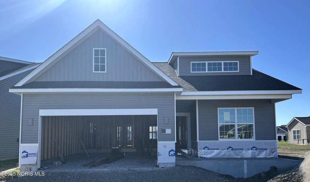 2415 Cross Ridge Road, Perrysburg, OH 43551