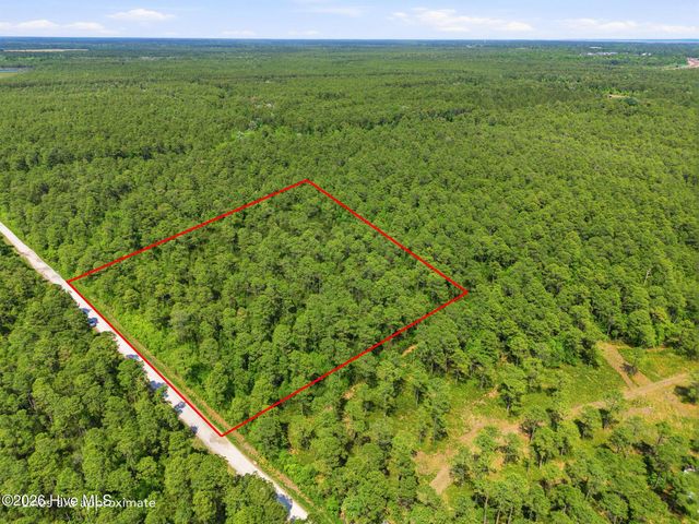 7604 Plantation Road, Wilmington, NC 28411