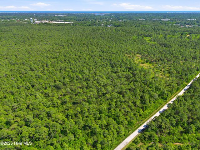 7604 Plantation Road, Wilmington, NC 28411