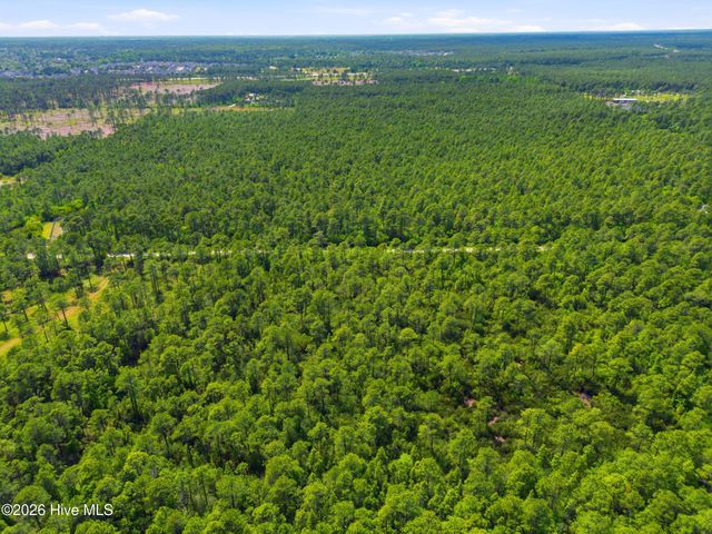7604 Plantation Road, Wilmington, NC 28411