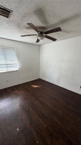 8201 Riverstone DR, Austin, TX 78724