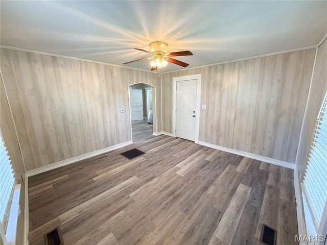 120 Broadway Street, Sikeston, MO 63801
