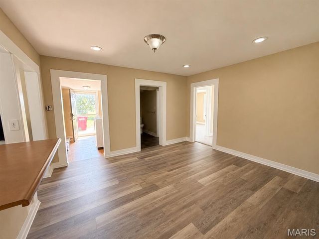 120 Broadway Street, Sikeston, MO 63801