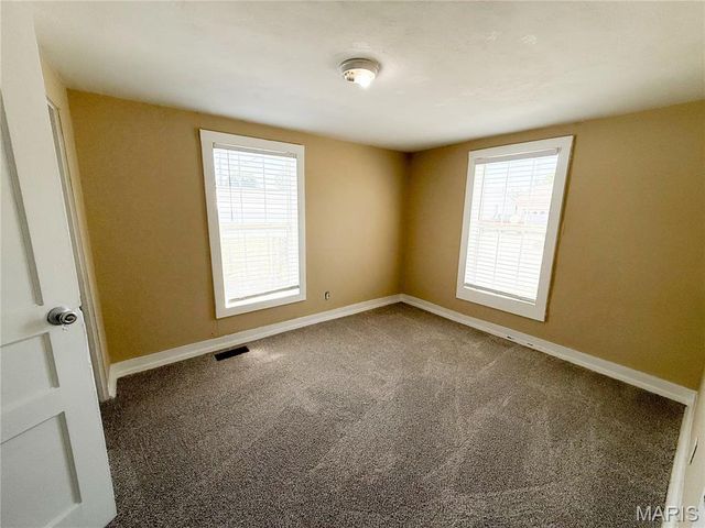 120 Broadway Street, Sikeston, MO 63801