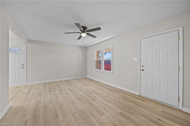 5207 Butterfield Drive, Winston-salem, NC 27105