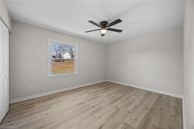 5207 Butterfield Drive, Winston-salem, NC 27105