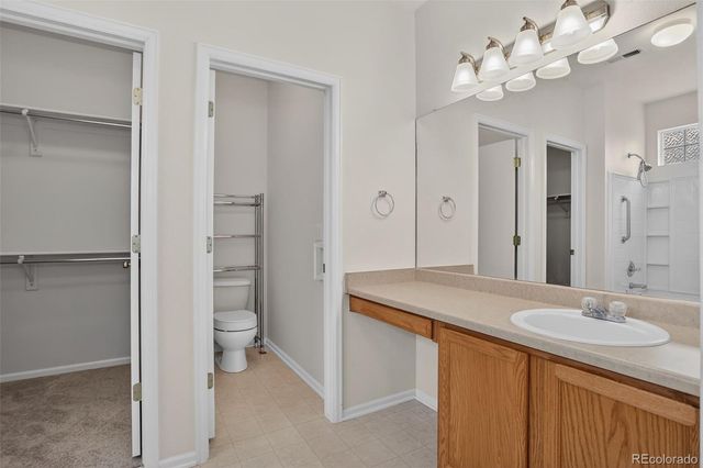 1201 S Fultondale Court, Aurora, CO 80018