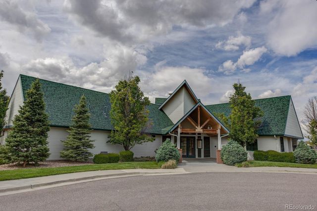 1201 S Fultondale Court, Aurora, CO 80018