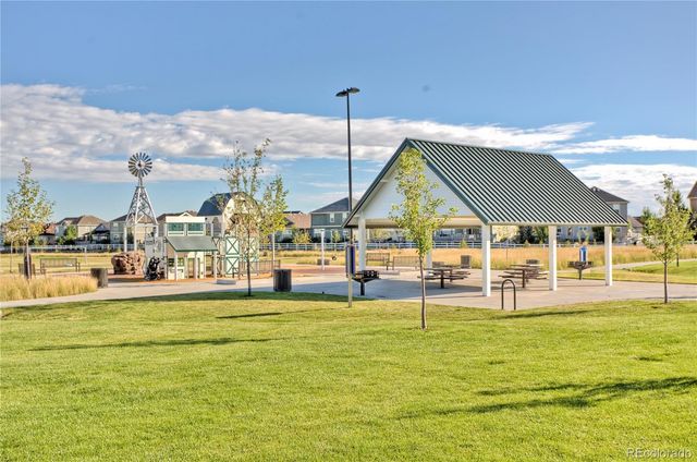 1201 S Fultondale Court, Aurora, CO 80018