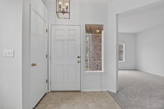 1201 S Fultondale Court, Aurora, CO 80018