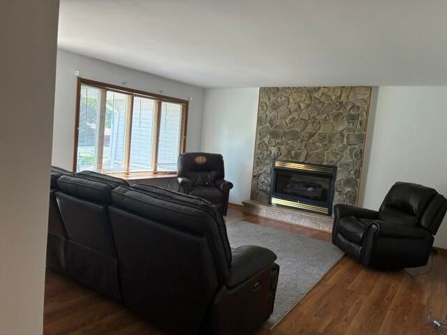 6952 Blackberry Court, Demotte, IN 46310