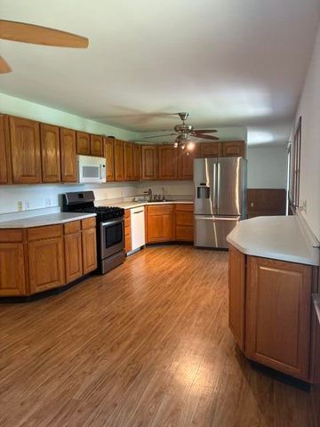 6952 Blackberry Court, Demotte, IN 46310