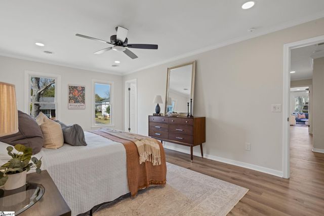 111 Chase Woods Court, Simpsonville, SC 29680