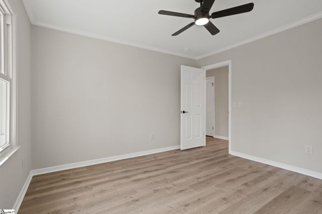 111 Chase Woods Court, Simpsonville, SC 29680