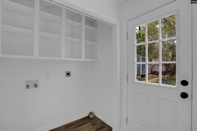 1911 TOOLE Street, Cayce, SC 29033