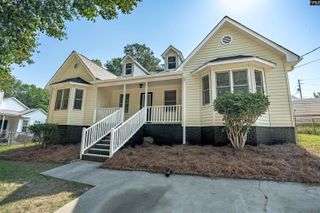 1911 TOOLE Street, Cayce, SC 29033