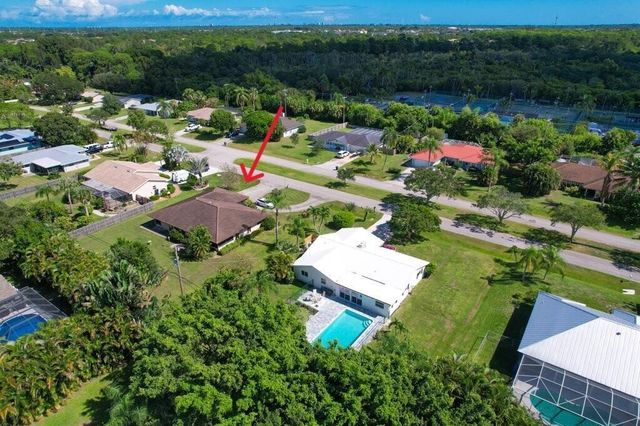 2420 NW Everglades Boulevard, Stuart, FL 34994