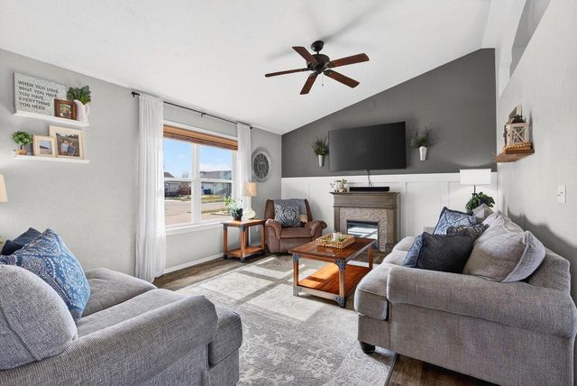 1390 MARIE DRIVE, Kaukauna, WI 54130