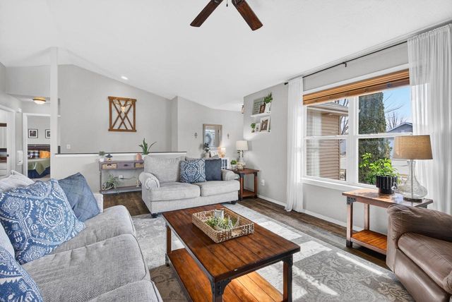 1390 MARIE DRIVE, Kaukauna, WI 54130