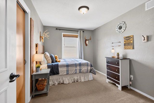 1390 MARIE DRIVE, Kaukauna, WI 54130