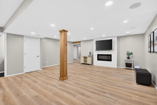 1390 MARIE DRIVE, Kaukauna, WI 54130