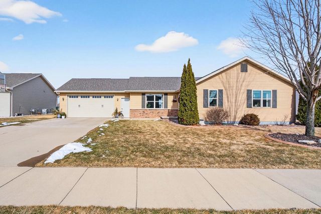 1390 MARIE DRIVE, Kaukauna, WI 54130